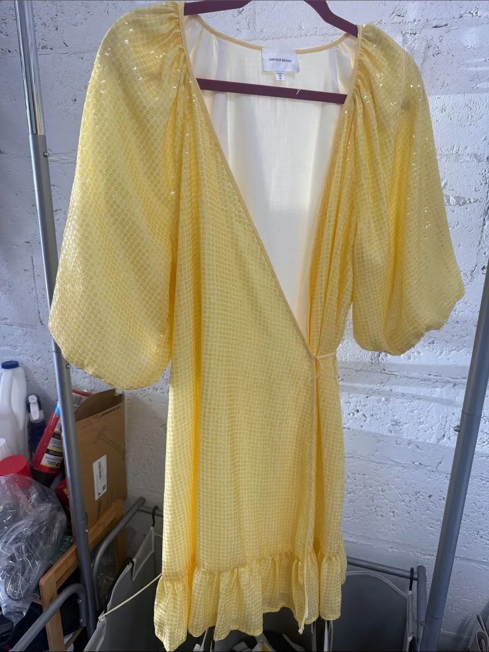 Women’s Yellow Puff-Sleeve V-Neck Dress Wrap Tie - Size Medium Sequin LIKE NEW